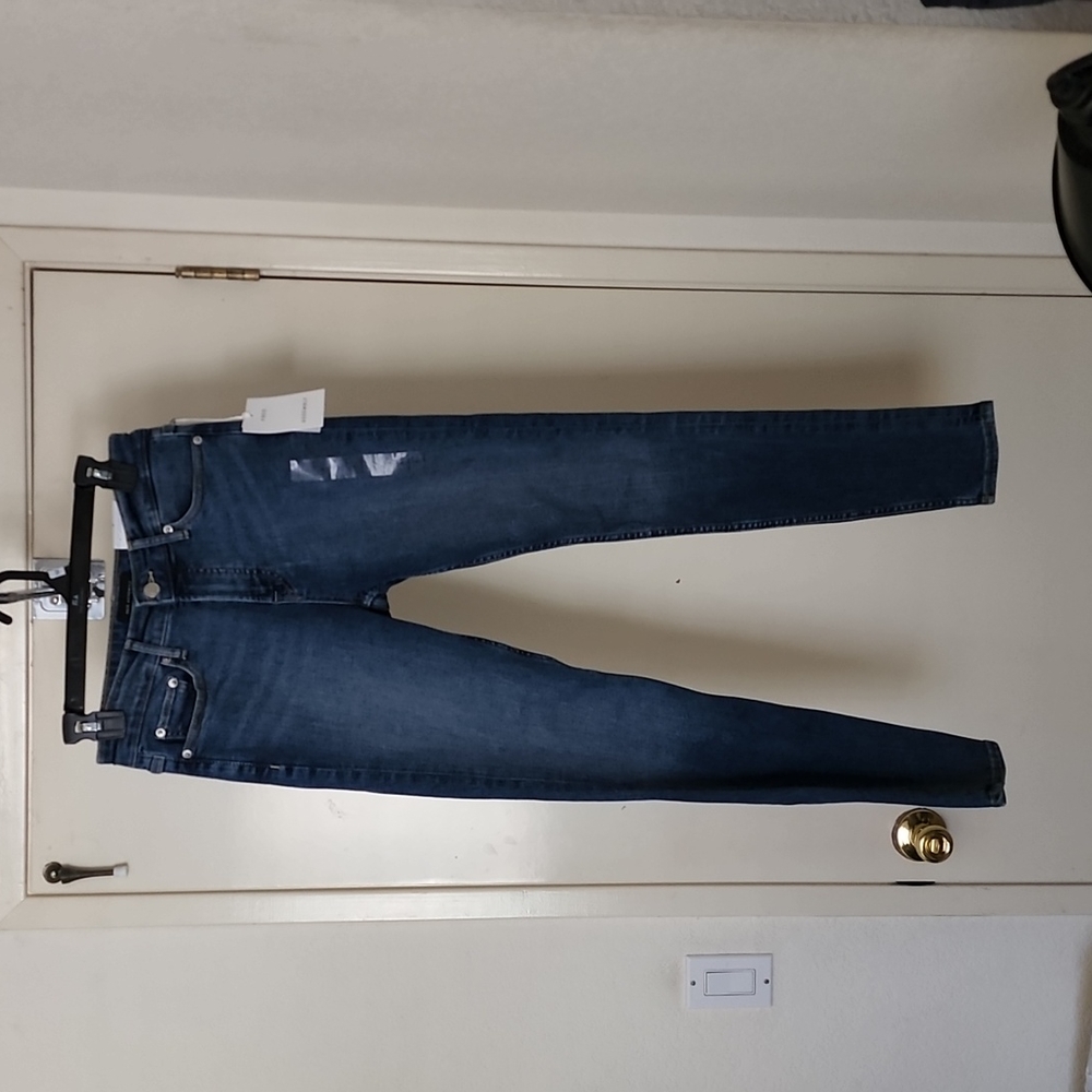Free Assembly High Rise Skinny Jeans Size 2
